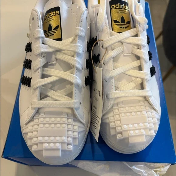 Adidas Lego Superstars - White and Black - Picture 3 of 4